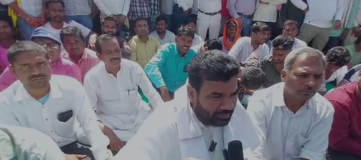 पलामू के जपला छतरपुर मुख्य पथ पर दो बाइकों में हुई टक्कर, एक की मौत, ग्रामीणों ने किया सड़क जाम