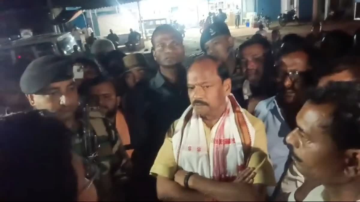 गिरिडीह हिंसा: पूर्व मुख्यमंत्री रघुवर दास ने प्रशासन पर लगाया गंभीर आरोप, कहा -हमारे पांच साल के कार्यकाल में किसी को हिम्मत नहीं थी दंगा करने की