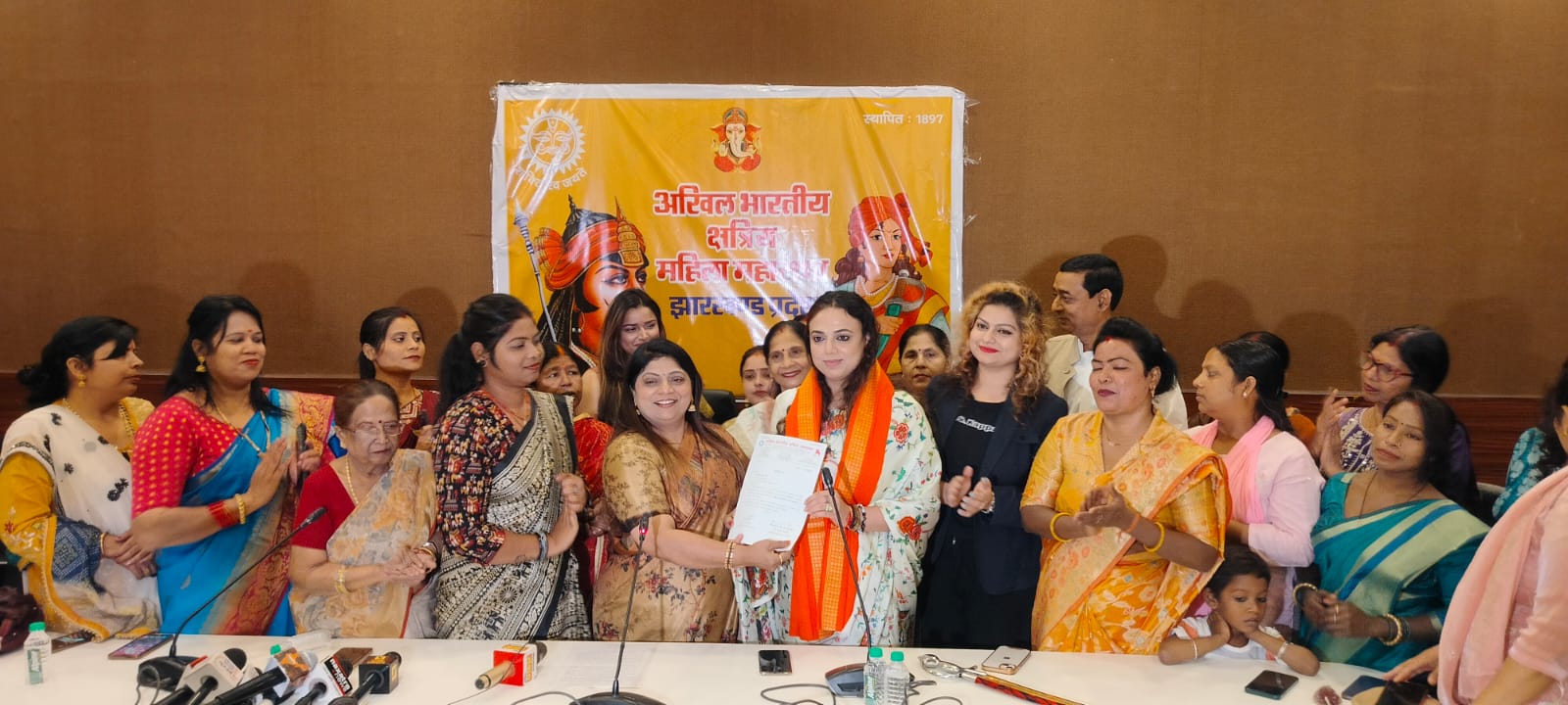 मनीषा सिंह बनी क्षत्रिय महासभा महिला की कार्यकारी अध्यक्ष, कहा- महिलाओं को सशक्त बनाने के लिए करेंगी काम