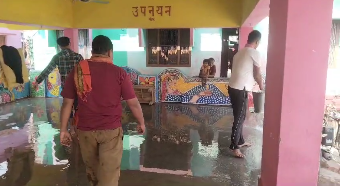 Bihar Politics: कन्हैया कुमार के 'पलायन रोको, नौकरी दो' पदयात्रा पर गरमाई सियायत, जहां दिया भाषण, उसे गंगाजल से धोया