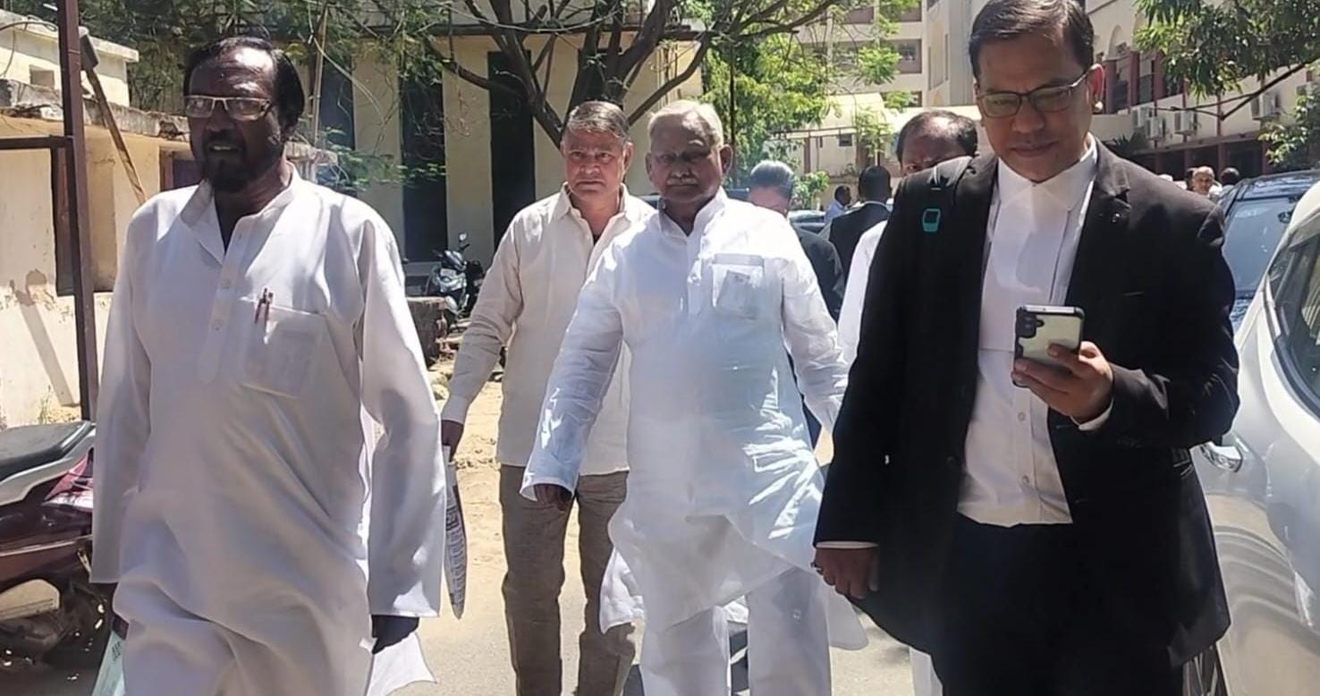 Breaking: अलकतरा घोटाला मामले में बिहार के पूर्व मंत्री इलियास हुसैन समेत 5 आरोपियों को मिली सजा, 28 साल बाद आया कोर्ट का फैसला 