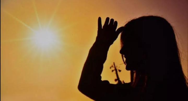 Weather Forecast:बढ़ती तपिश से बेहाल हुआ झारखंड, अगले दो दिनों में 4 डिग्री और चढ़ेगा पारा, इस दिन बदल सकता है मौसम का मिजाज