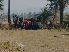 साहिबगंज में आदिवासी महिला का शव मिलने से फैली सनसनी, जांच में जुटी पुलिस