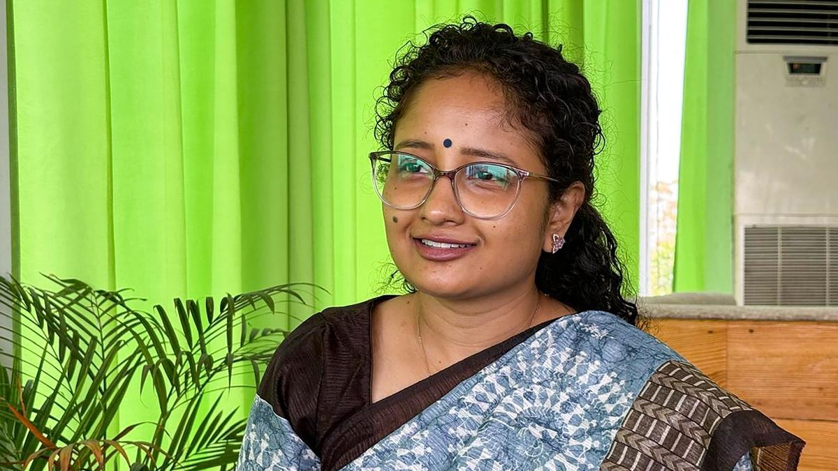 Jharkhand:विधायक कल्पना सोरेन पर बड़ा दांव की तैयारी में झामुमो, क्यों लेंगी चंपई दादा की जगह, पढ़िए इस रिपोर्ट में