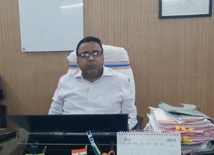 सरायकेला के आदित्यपुर में शुरू होगा सड़क किनारे पार्किंग स्टैंड, जल्द ही जारी होगी नियमावली