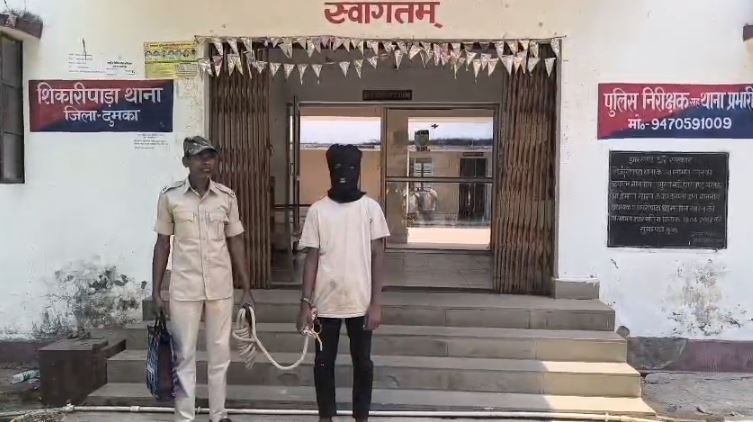 पत्नी की हत्या का आरोपी पति गिरफ्तार, भेजा गया जेल, फोड़ दी गई थी महिला की आंख