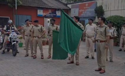 रामनवमी को लेकर जमशेदपुर पुलिस अलर्ट, निकाला जा रहा फ्लैग मार्च