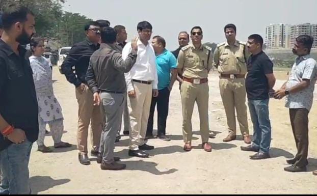 जमशेदपुर: रामनवमी पर्व को लेकर सभी तैयारियां पूरी, जिला प्रशासन ने घाटों का किया निरीक्षण, जवानों को दिया विशेष निर्देश