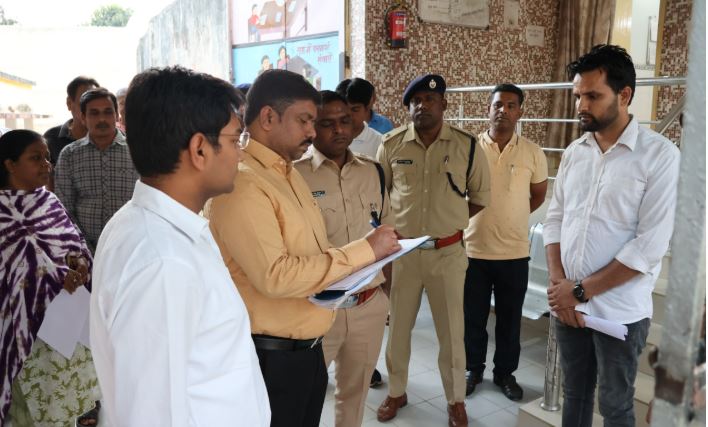 उपायुक्त ने संप्रेक्षण गृह का किया औचक निरीक्षण