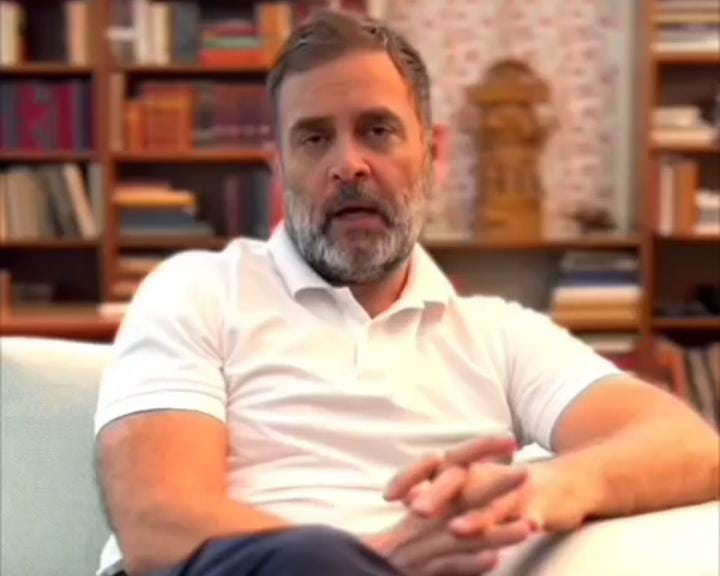 पटना से बेगूसराय रवाना हुए राहुल गांधी, 'पलायन रोको, नौकरी दो' पदयात्रा में लेंगे हिस्सा, कन्हैया कुमार भी रहेंगे साथ