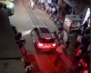 मौत की रफ्तार बनकर दौड़ी SUV कार, कई गाड़ियों को मारी टक्कर, पैदल चल रहे लोगों को रौंदा, तीन की दर्दनाक मौत