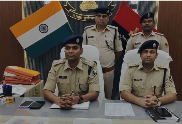 ये क्या! बिहार में लुटेरे भी हो रहे लूटपाट के शिकार, जानिये आखिर कैसे लूटने वालों के साथ ही हो गई छिनतई