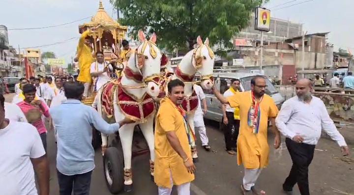 विश्व प्रसिद्ध शिखरजी पारसनाथ सहित गिरिडीह, सरिया में मनाई गयी भगवान महावीर की 2623वीं जयंती, लोगों में दिखा उत्साह