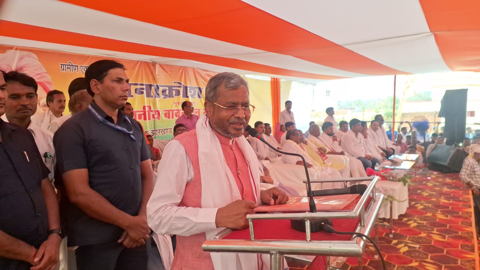 धनबाद में भाजपा प्रदेश अध्यक्ष बाबू लाल मरांडी पूरी लय में, सीएम, पुलिस और माफिया को कैसे खूब सुनाई खरी -खरी, पढ़िए 