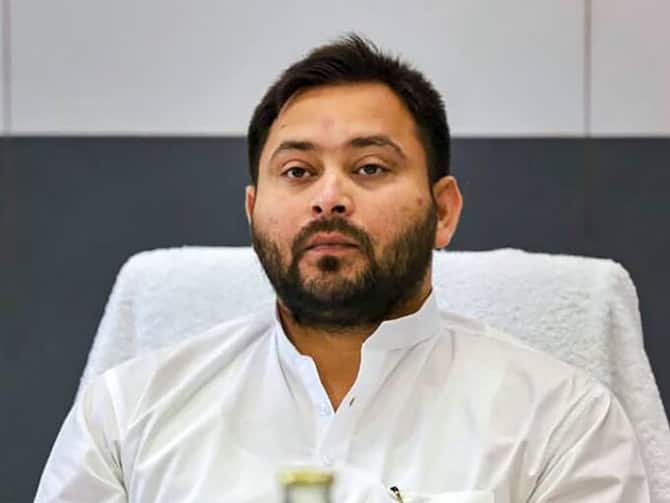 Bihar Politics:नीतीश कुमार को तेजस्वी यादव ने आड़े हाथो लिया तो शाहनवाज हुसैन ने कैसे तेजस्वी यादव को धोया,पढ़िए