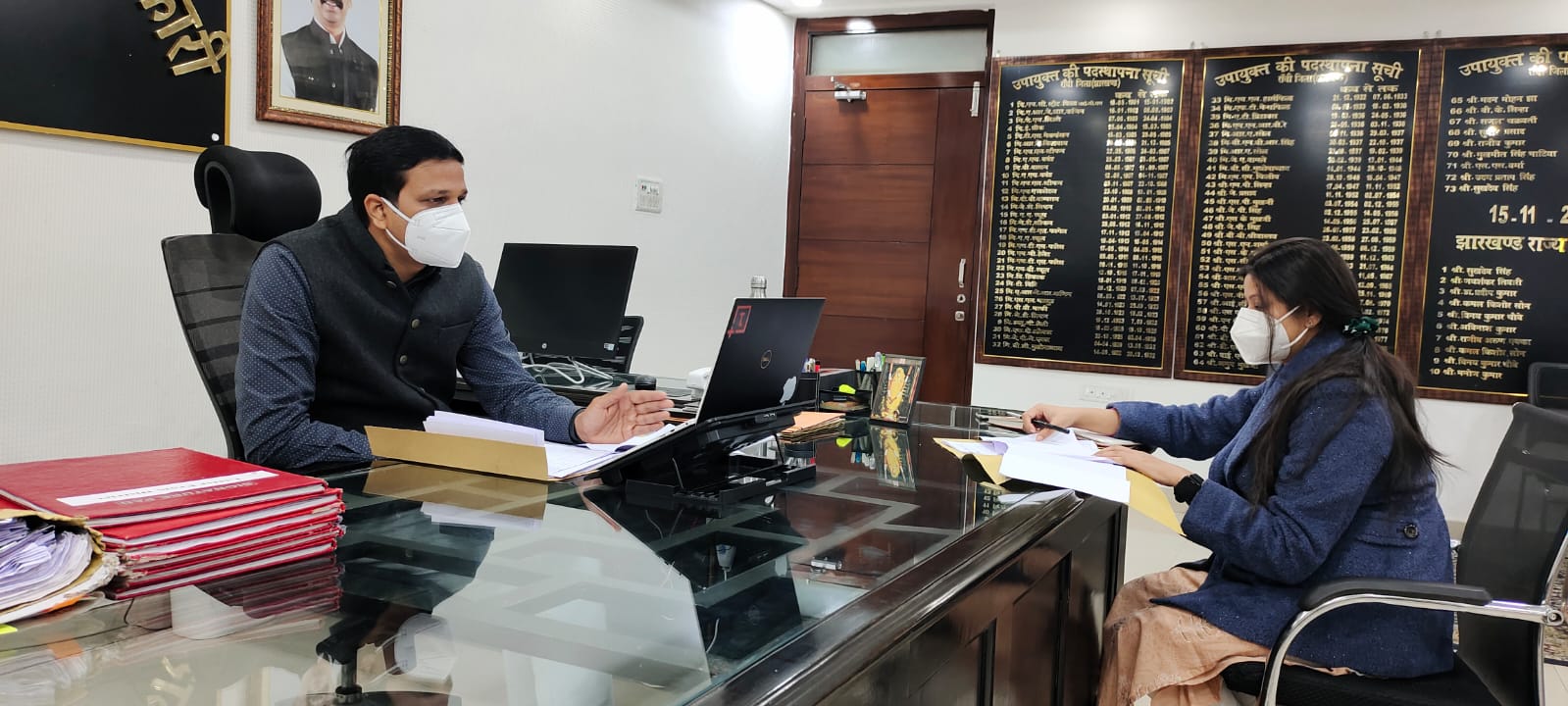 शिकायत निवारण कोषांग की  उपायुक्त ने की समीक्षा बैठक,सब रजिस्ट्रार, डीईओ और डीएसई को  किया गया शोकॉज