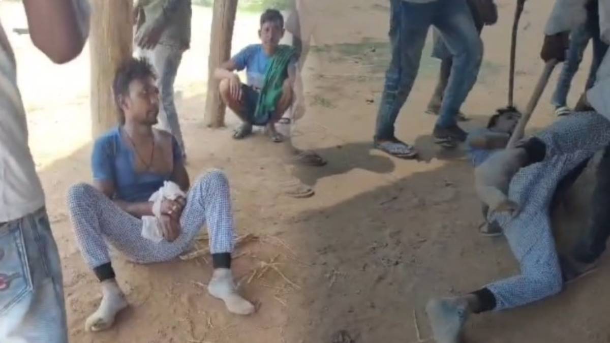 झारखंड में दिखा भीड़ तंत्र का रौद्र रूप!पेड़ से बांधा भीड़ जुटी और खत्म कर दी अब्दुल की ज़िंदगी,सुरक्षा पर उठा सवाल,देखिए वीडियो