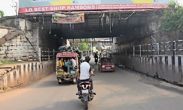 धनबाद का गया पुल अंडरपास: श्रेय की सियासत में आखि़र क्यों मची है भाजपा नेताओं में होड़,एक दूसरे को पीछे छोड़ने में कैसे-कैसे हथकंडे,पढ़िए