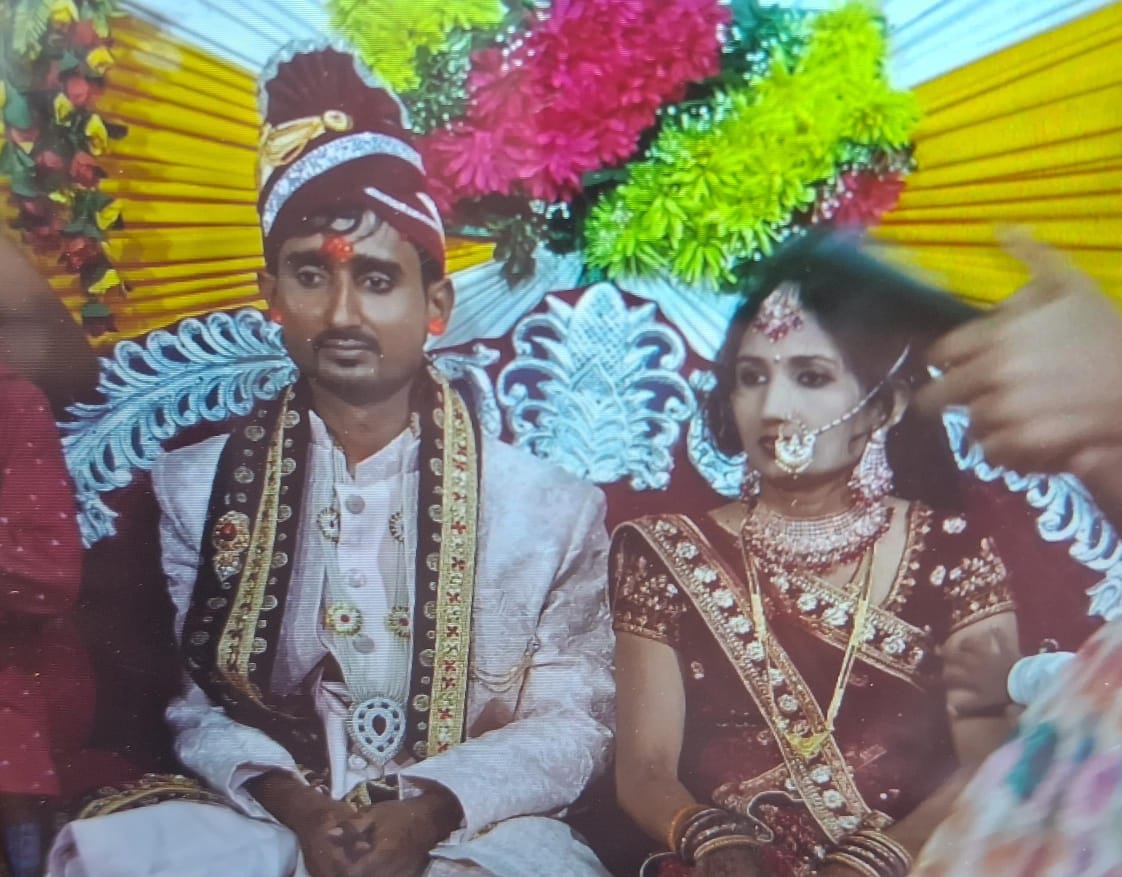 अरे ये क्या हुआ! पंडित जी पढ़ रहे थे शादी का मंत्र, तभी अचानक मंडप से गायब हो गया दूल्हा, फिर पढ़ें क्या हुआ