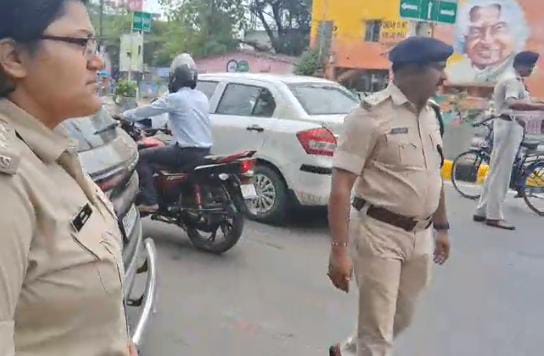 पटना फायरिंग कांड के बाद हरकत में आई पुलिस, चप्पे-चप्पे पर ली जा रही है तलाशी, पढ़ें क्या कह रही है पुलिस