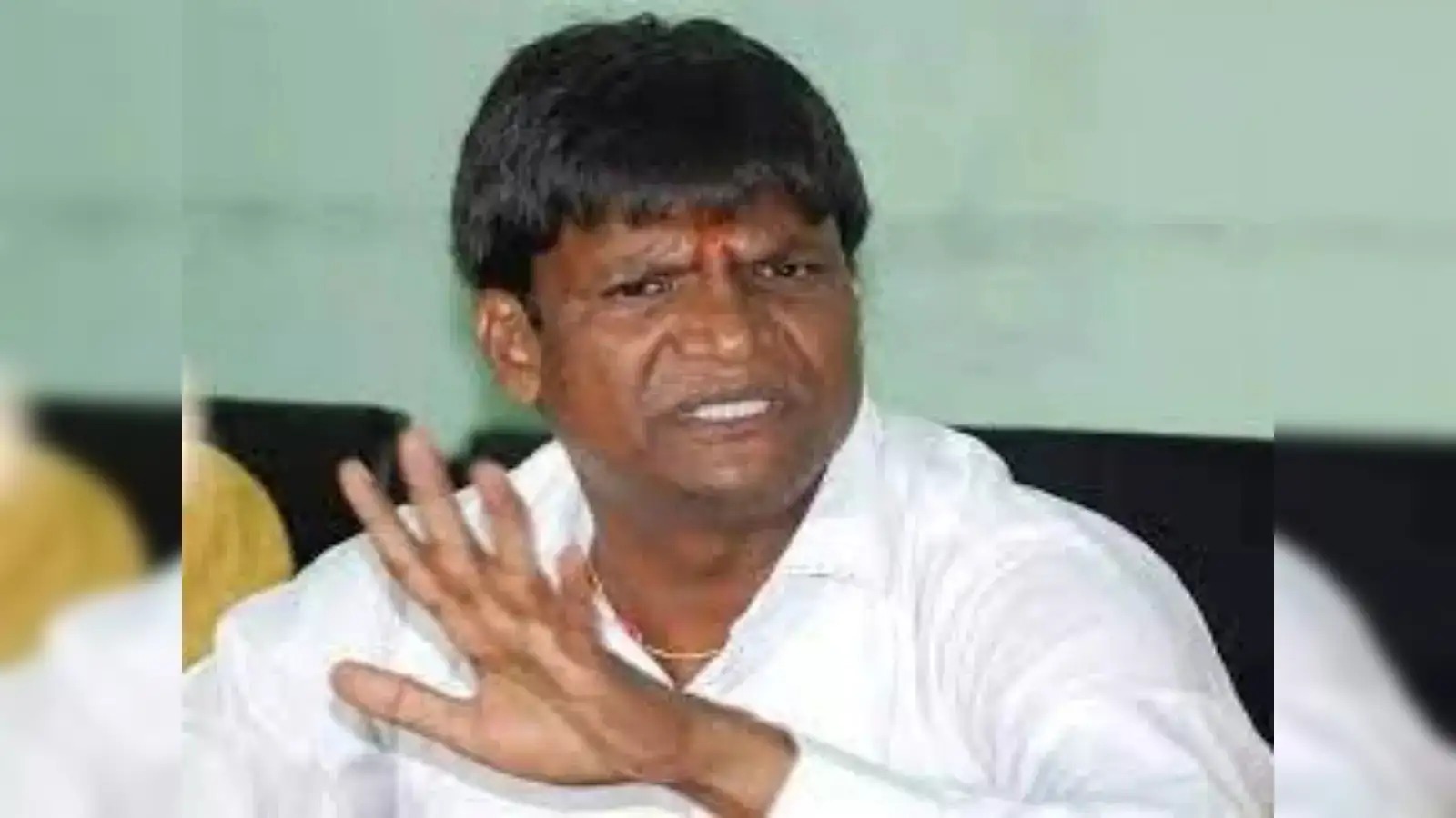 चर्चा तेज है कि धनबाद के सांसद ढुल्लू महतो लेंगे बाबू लाल मरांडी की "कुर्सी ", पढ़िए क्या-क्या दिए जा रहे तर्क !