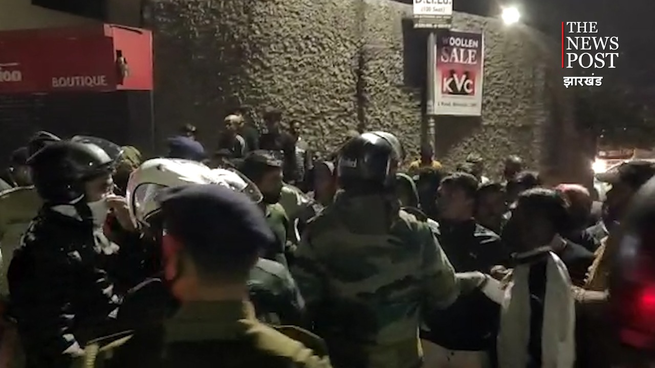 रफ्तार का कहर , शराब के नशे में धुत्त  ड्राइवर ने चार को रौंदा , आक्रोशित लोगों ने काटा बवाल