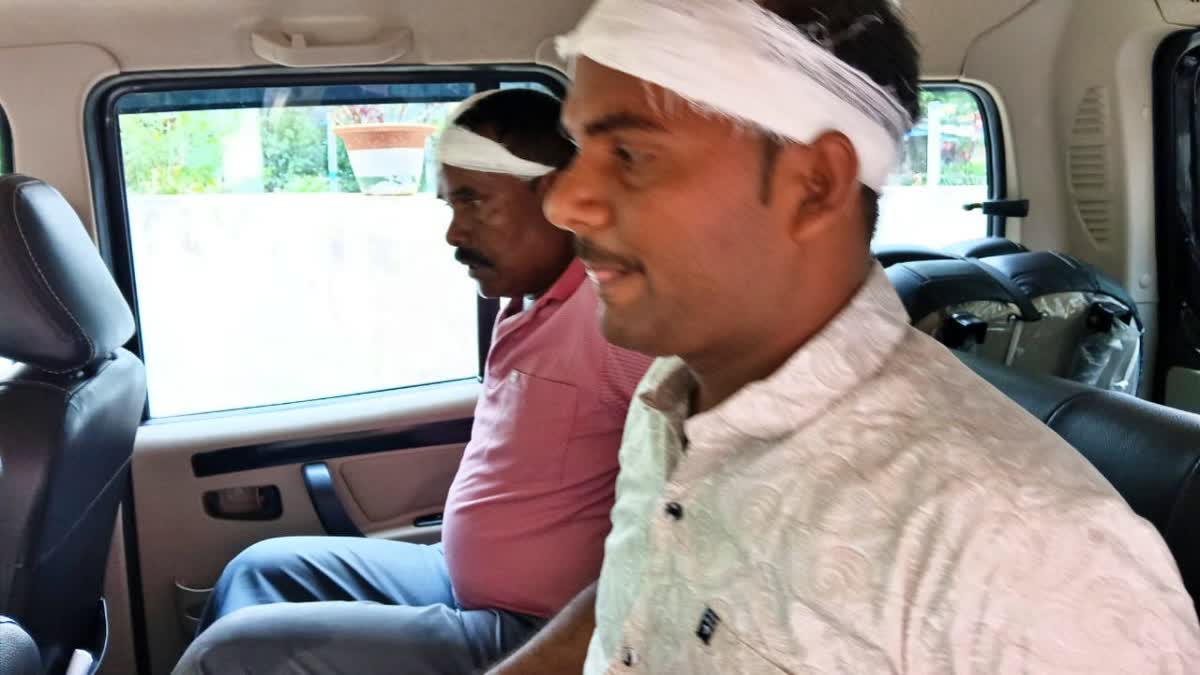 पुलिस के खिलाफ लोगों में बढ़ रहा आक्रोश ! बेड़ो के बाद अब लापुंग में दारोगा की हुई पिटाई