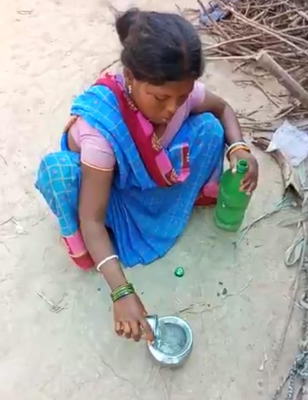 नालंदा में शराब परोसती महिला का वीडियो वायरल, पुलिस ने कही ये बात