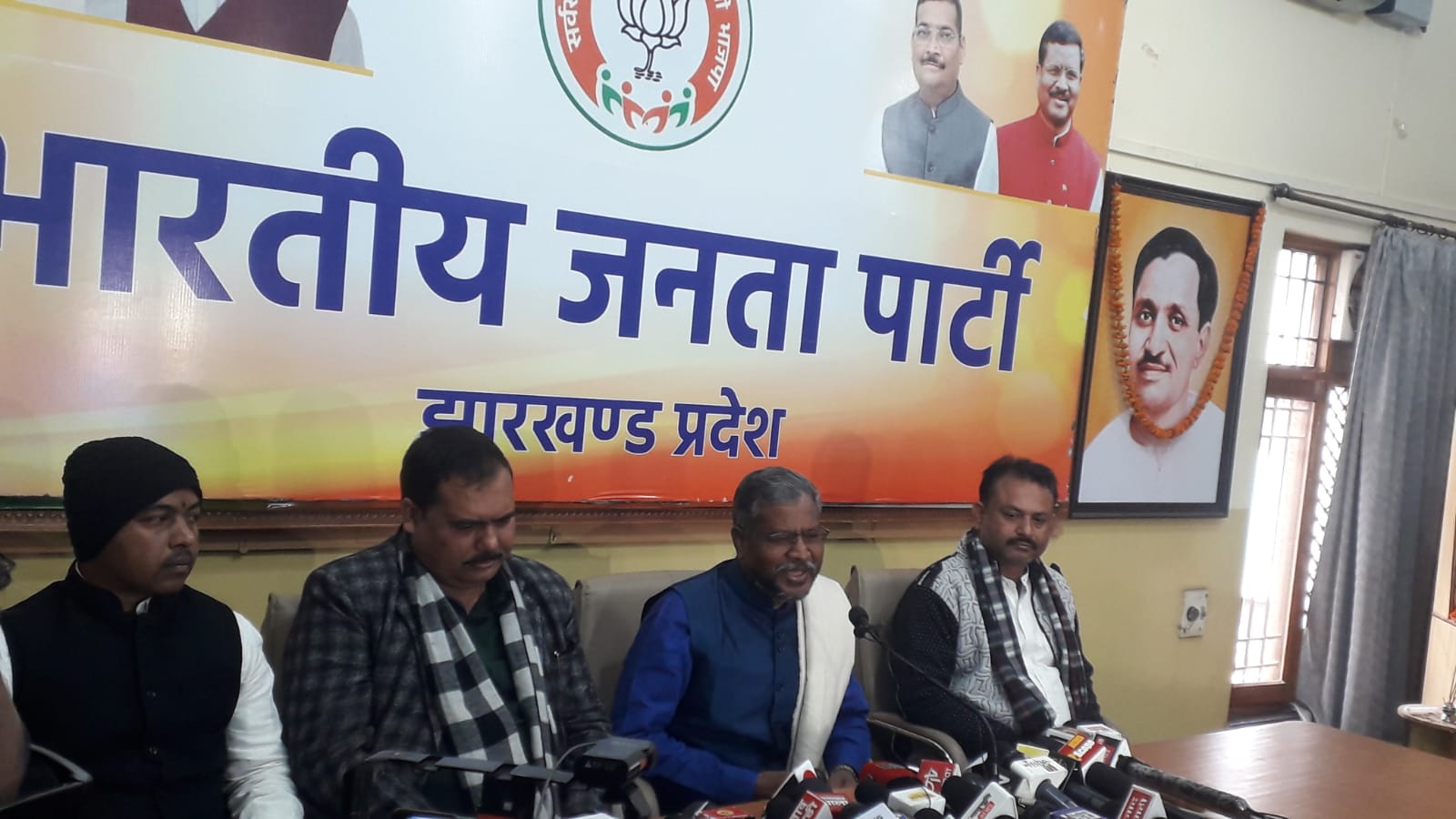 कोयला समेत सरकारी संपत्ति की लूट में सरकार की हिस्सेदारी : बाबूलाल मरांडी