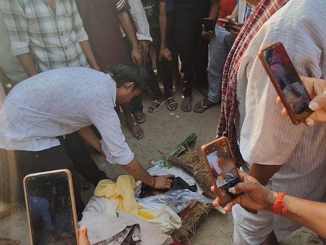 सच्ची मोहब्बत की मिसाल बना ये युवक, मरने के बाद भी नहीं तोड़ी कसम, प्रेमिका की लाश से रचाई शादी, देखिए VIDEO