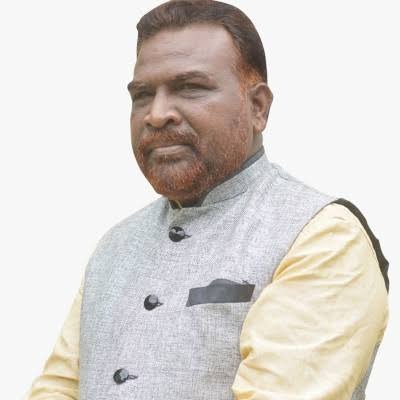 BREAKING: पूर्व मंत्री को रांची पुलिस ने लिया हिरासत में! दिल्ली से लौटते ही साथ ले गयी पुलिस