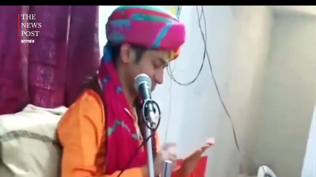 क्या हनुमान जी कॉल रिसीव करते हैं? बाबा धीरेंद्र शास्त्री ने दिखाया जादू, छात्रा को सीधे फ्यूचर गाइडेंस देखें वायरल वीडियो