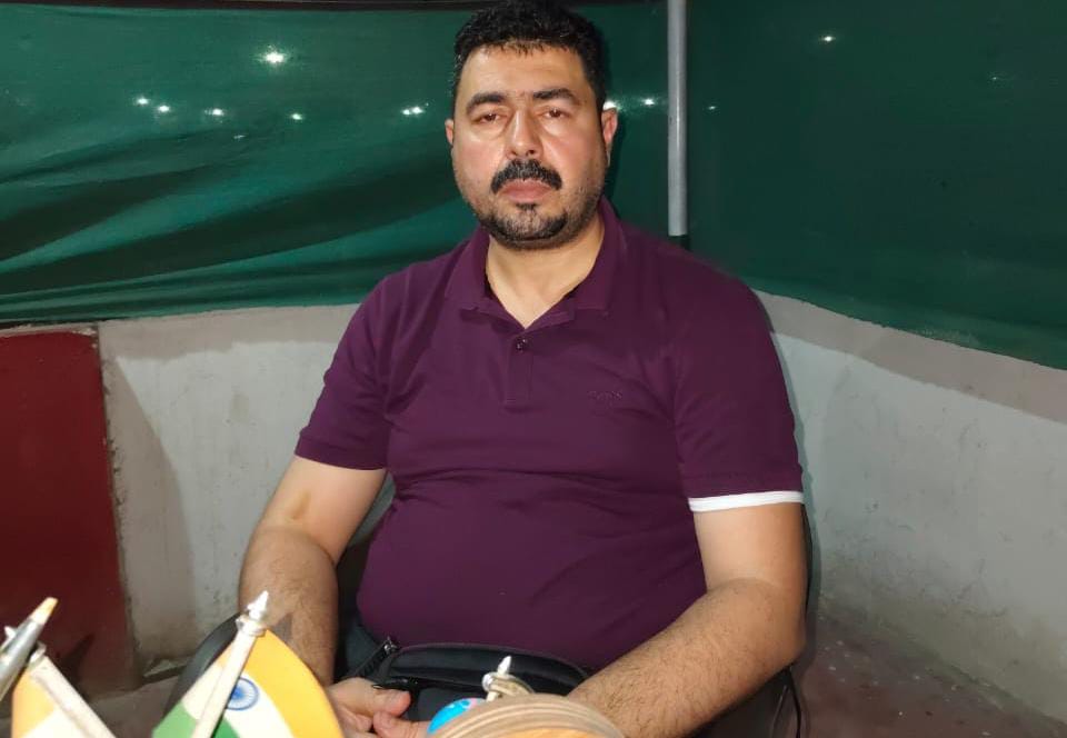 भारत में घुसपैठ की कोशिश कर रहा था खुद को फौजी बतानेवाला ये शख्स, पूछताछ के बाद SSB ने रक्सौल बॉर्डर से पकड़ा