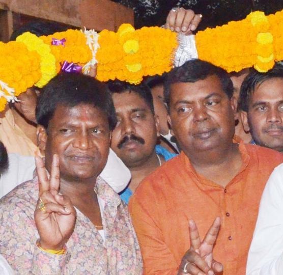 झारखंड में एनडीए में फूट का कारण बनेंगे ढुल्लू महतो-चंद्रप्रकाश चौधरी, पढ़िए दोनों के बीच किस मामले पर छिड़ा है "शीतयुद्ध"!