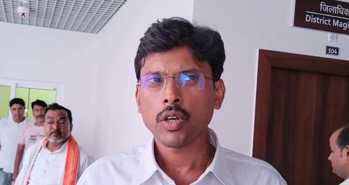 पटना के हरिलाल मिठाई दुकान इमारत मामले में बड़ी कार्रवाई, बिल्डर के खिलाफ FIR दर्ज