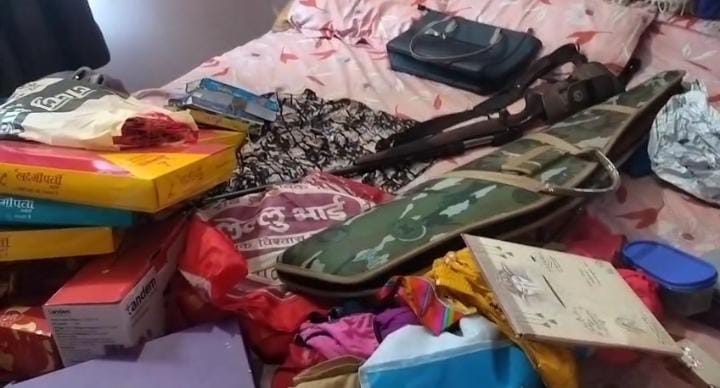 भोजपुरी पावर स्टार पवन सिंह के घर में चोरी से हड़कंप, राइफल की 30 बुलेट्स के साथ 15 लाख के जेवर ले उड़े चोर