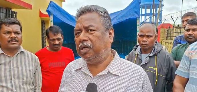 BIG BREAKING: खूंटी में भाजपा नेता की गोली मारकर हत्या, पूर्व ग्रामीण विकास मंत्री पहुंचे पोस्टमार्टम हाउस