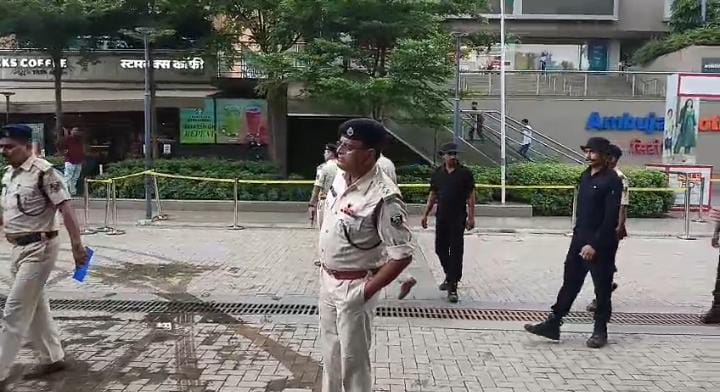 पटना एयरपोर्ट को बम से उड़ाने की मिली धमकी के बाद हाई अलर्ट पर राजधानी, किया गया मॉक ड्रिल