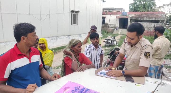 OMG! प्यार में बेवफा निकली गर्लफ्रेंड, बॉयफ्रेंड के दोस्त के साथ मिलकर कर दिया ये कांड