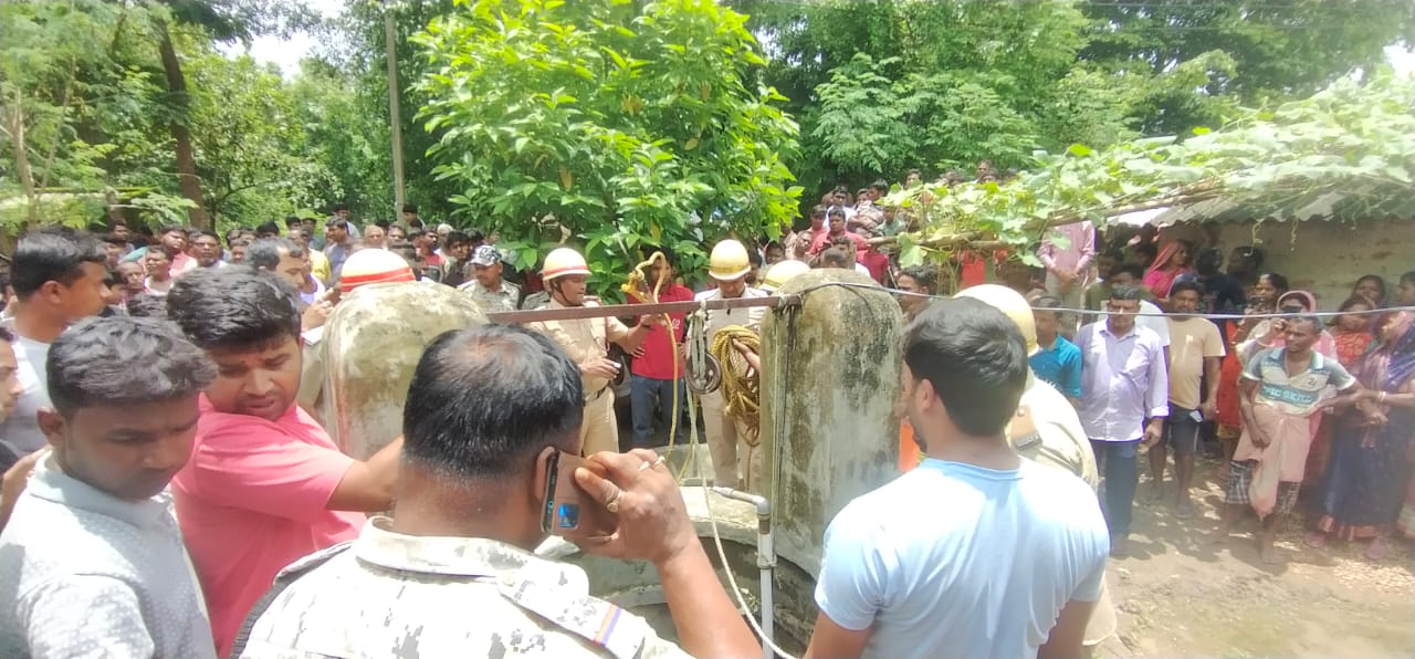 जमशेदपुर के बहरागोड़ा में दर्दनाक हादसा, बिजली तार निकालने के दौरान दो मजदूर की मौत 