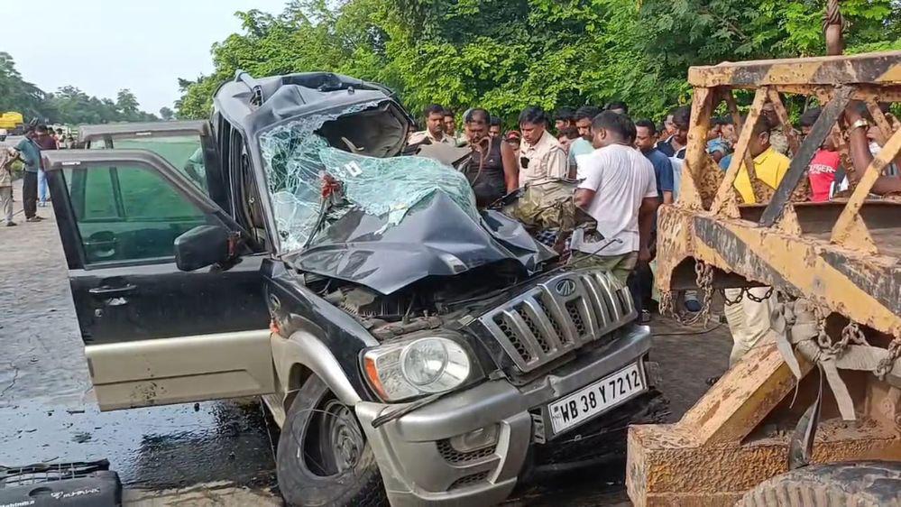 BREAKING:पश्चिम बंगाल के बेलदा में भीषण सड़क हादसा,स्कॉर्पियो और ट्रक की टक्कर में 4 की दर्दनाक मौत