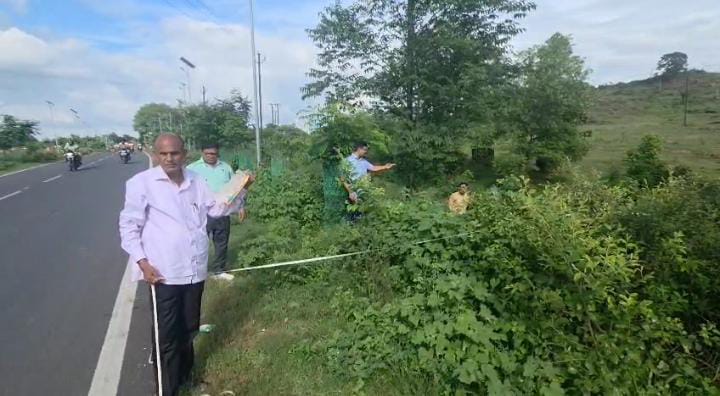 मंत्री सुदिव्य सोनू का प्रयास लाया रंग, गिरिडीह में शुरू हुआ 8 एकड़ में बननेवाले डायरी प्लांट के जमीन का सीमांकन