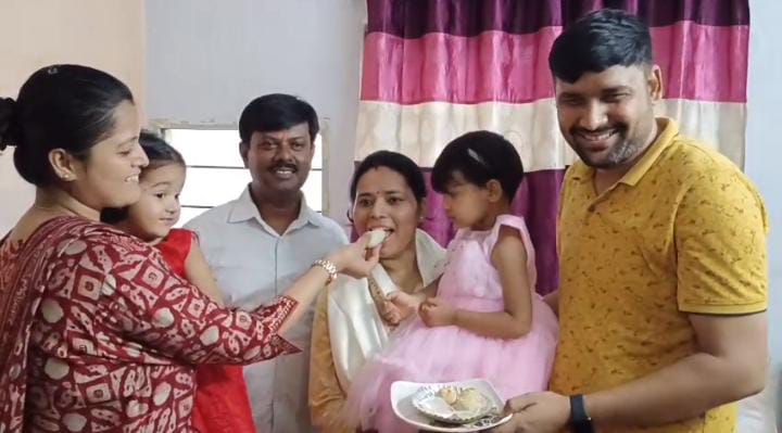 शादी और बच्चे के बाद भी नहीं टूटा जमशेदपुर की अंकिता का हौसला, कड़ी मेहनत की बदौलत JPSC परीक्षा में हासिल किया 30वां रैंक 