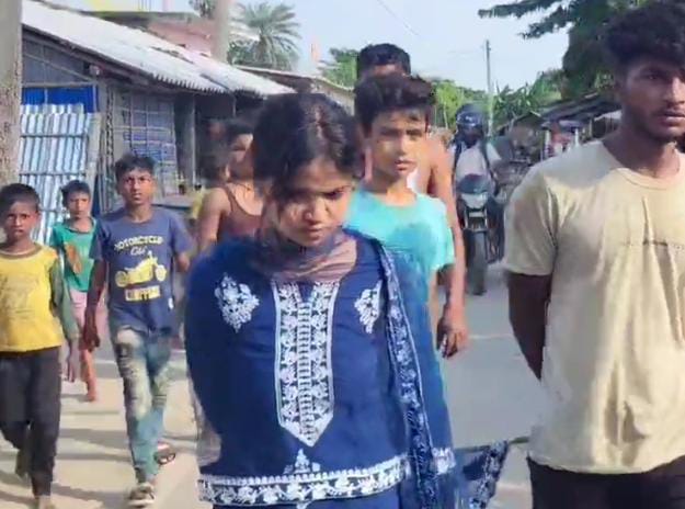 प्रेमिका से मिलने उसके ससुराल पहुंचा था प्रेमी,जब घरवालों को लगी भनक तो निकल गई सारी आशिकी, देखें-VIDEO