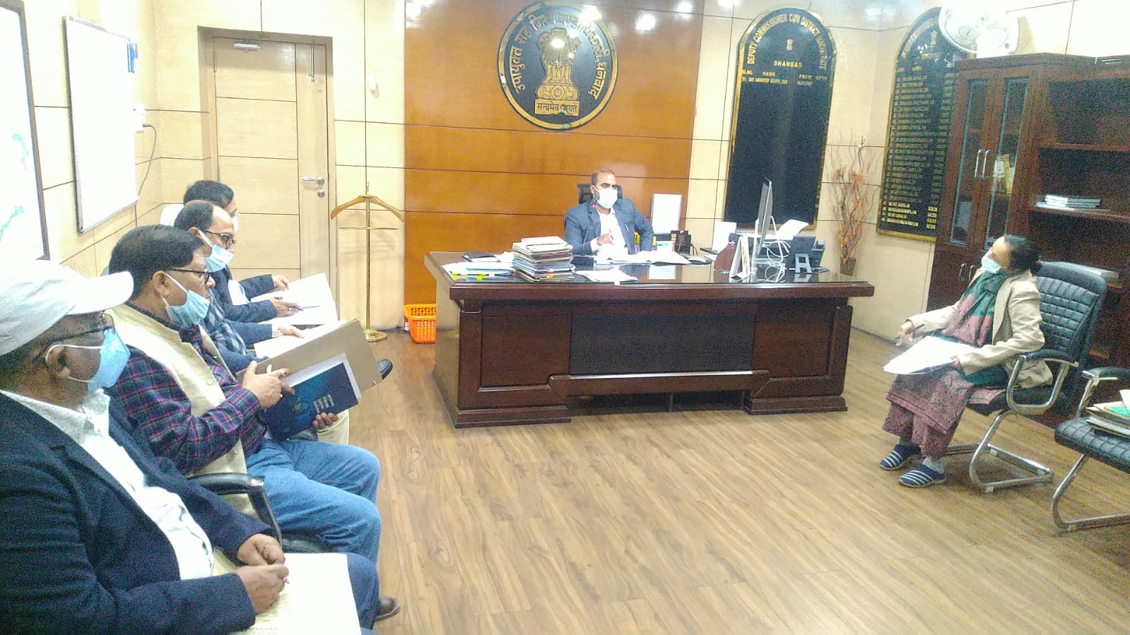 बारीकी से करें मुख्यमंत्री रोजगार सृजन योजना के आवेदनों की जांच - उपायुक्त