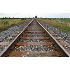 दो जिला के सीमा विवाद में घण्टों रेल ट्रैक पर पड़ा रहा प्रेमी युगल का शव