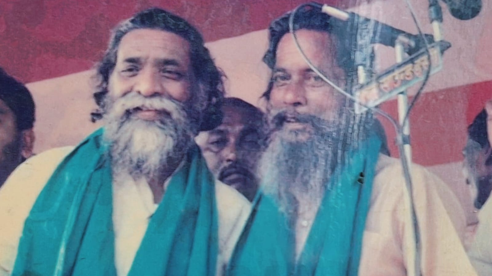 दिशोम गुरु शिबू सोरेन का गिरिडीह के डुमरी से था गहरा लगाव, अपने मित्र अखिल चंद महतो के घर में रहकर किया था महाजनी प्रथा का विरोध