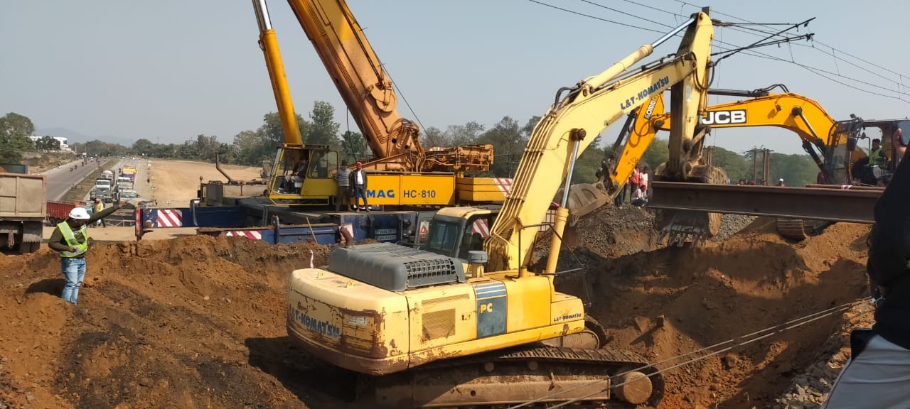 बारिश का कहर : बाधित रहा कतरास-गोशाला पुल अंडरपास का काम