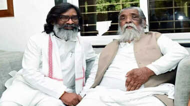 आज बाबा बहुत याद आ रहे....सीएम हेमंत ने अपने जन्मदिन पर पिता को याद कर लिखा भावुक पोस्ट, आप भी पढ़िए 