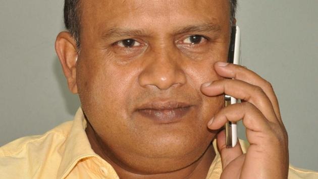 निरसा विधायक- यह आपने क्या कर दिया, पढ़िए इतना गुस्सा क्यों आया कि कर दी तालाबंदी !